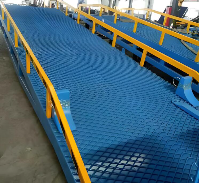 梅里斯达斡尔族移动式液压登车桥