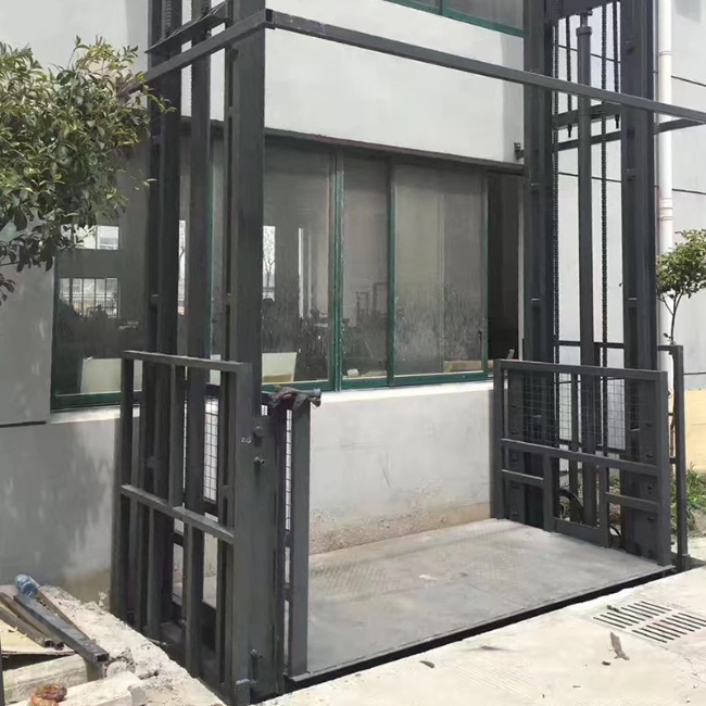 梅里斯达斡尔族5吨室外升降货梯